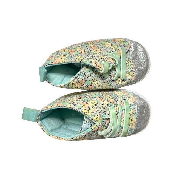 Baby Girls Carters Shimmer Toe Soft Soled Floral Crib Shoes - Sz 6-9 mo - Picture 2 of 3